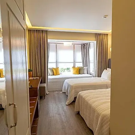 ホテル Casa Luna - Adult Only 3*